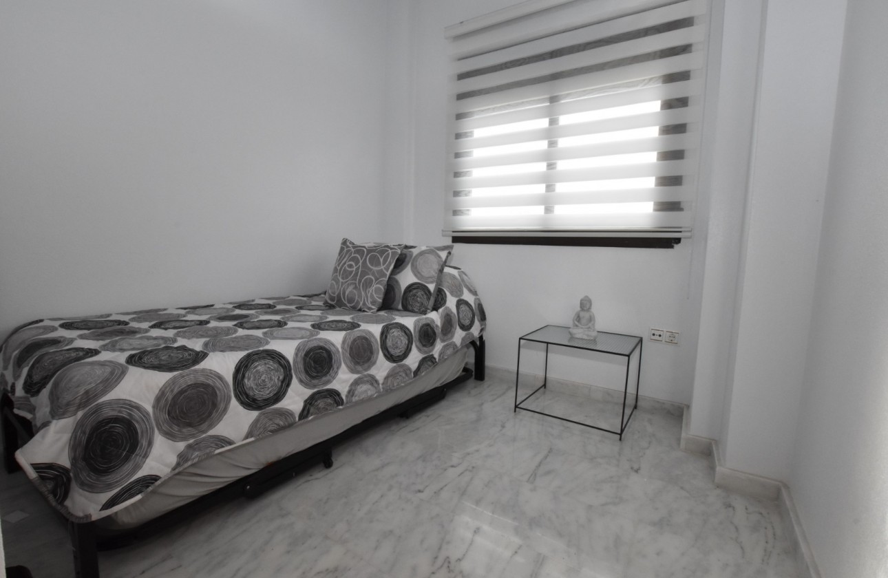Revente - Property - Algorfa - Inland