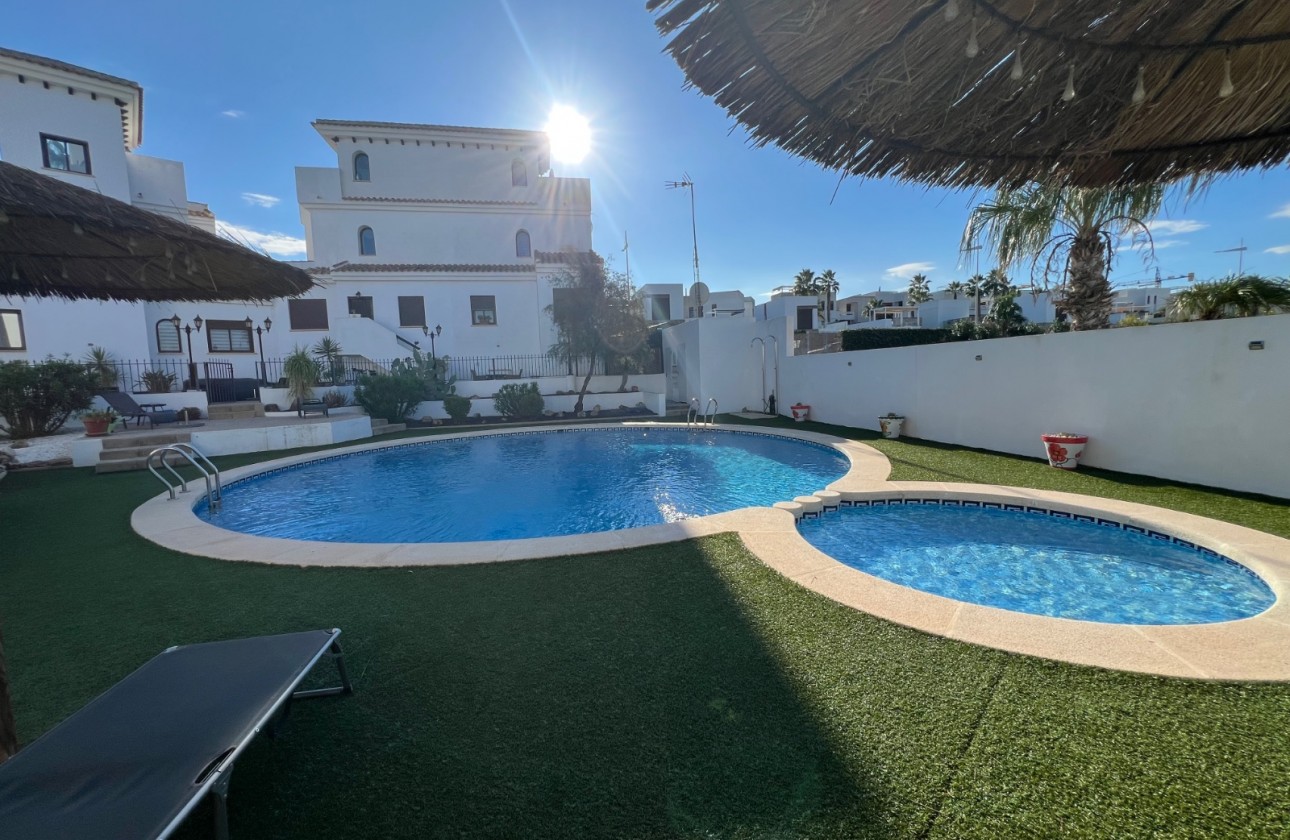 Revente - Property - Algorfa - Inland