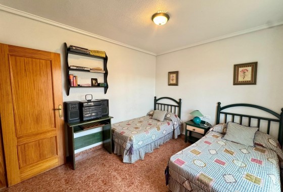 Resale - Villa - Torrevieja - Costa Blanca
