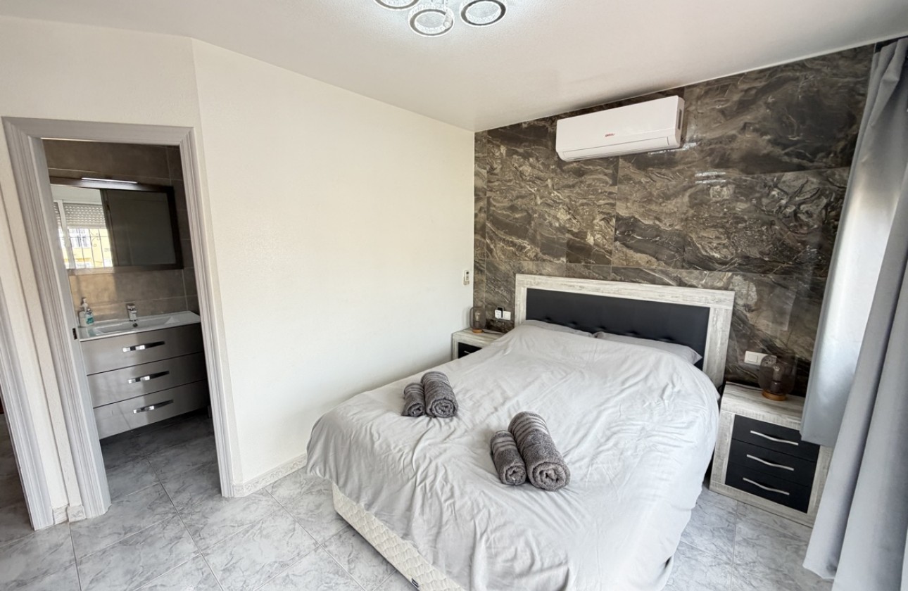 Revente - Villa - Villamartin