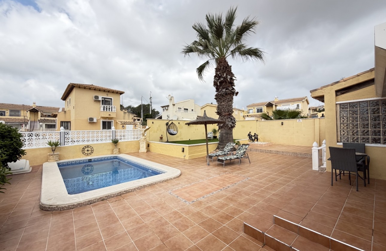 Revente - Villa - Villamartin