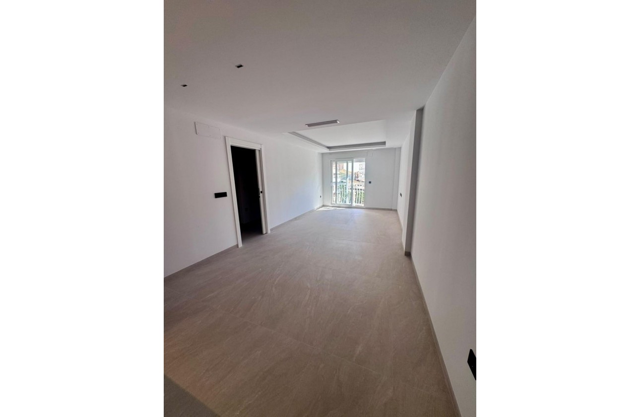 Reventa - Apartamento / piso - Torrevieja - Centro