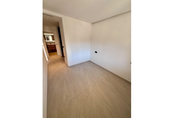 Reventa - Apartamento / piso - Torrevieja - Centro
