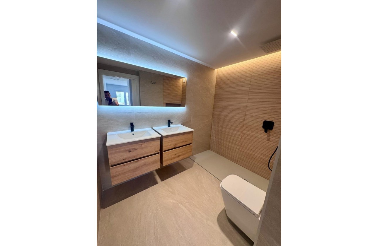 Reventa - Apartamento / piso - Torrevieja - Centro