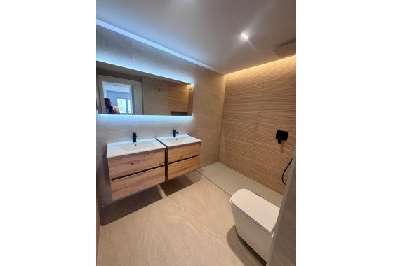 Reventa - Apartamento / piso - Torrevieja - Centro