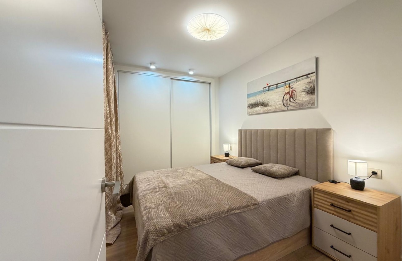 Revente - Appartement - Torrevieja - Centro