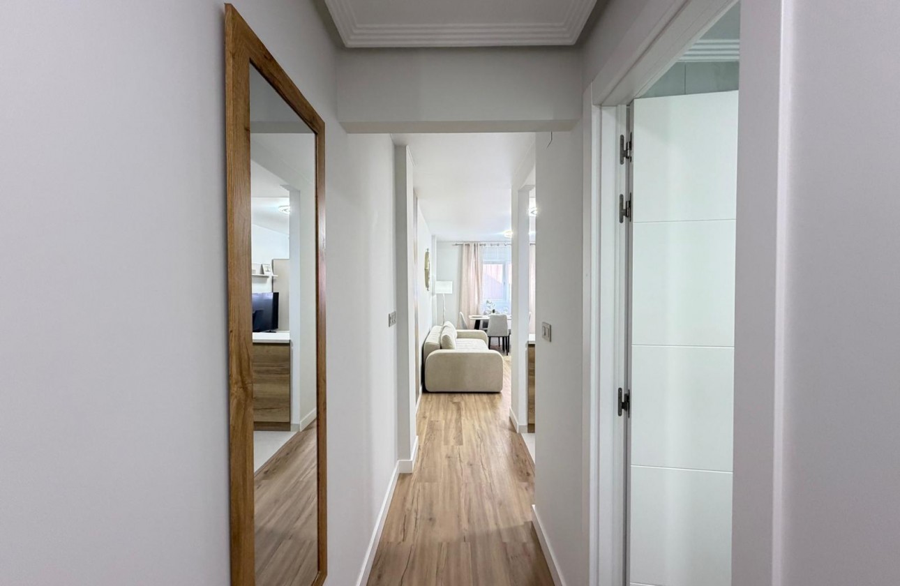 Revente - Appartement - Torrevieja - Centro