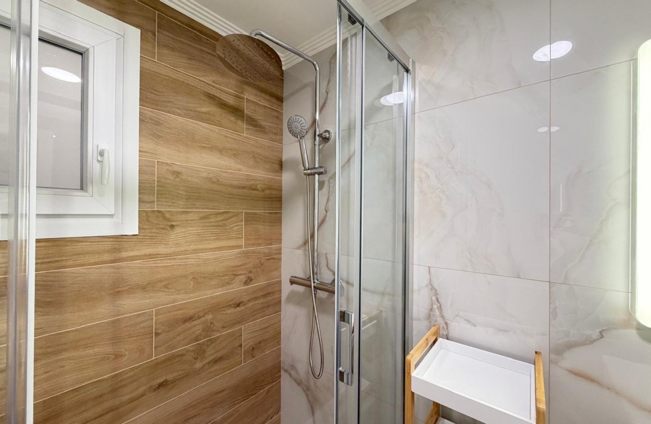 Revente - Appartement - Torrevieja - Centro