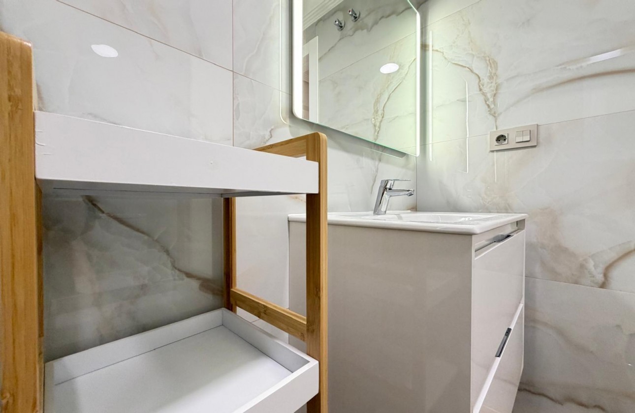 Revente - Appartement - Torrevieja - Centro