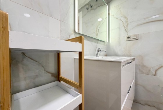 Revente - Appartement - Torrevieja - Centro