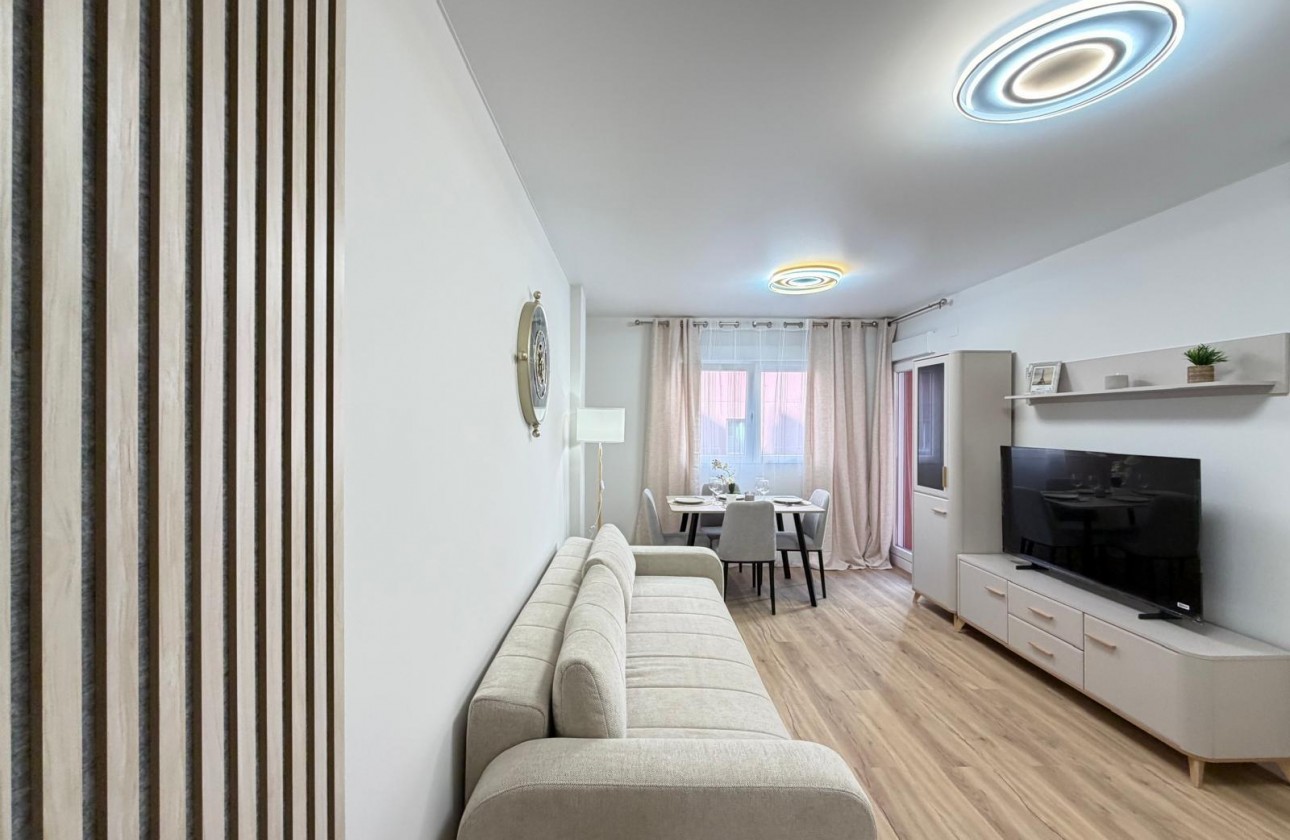 Revente - Appartement - Torrevieja - Centro