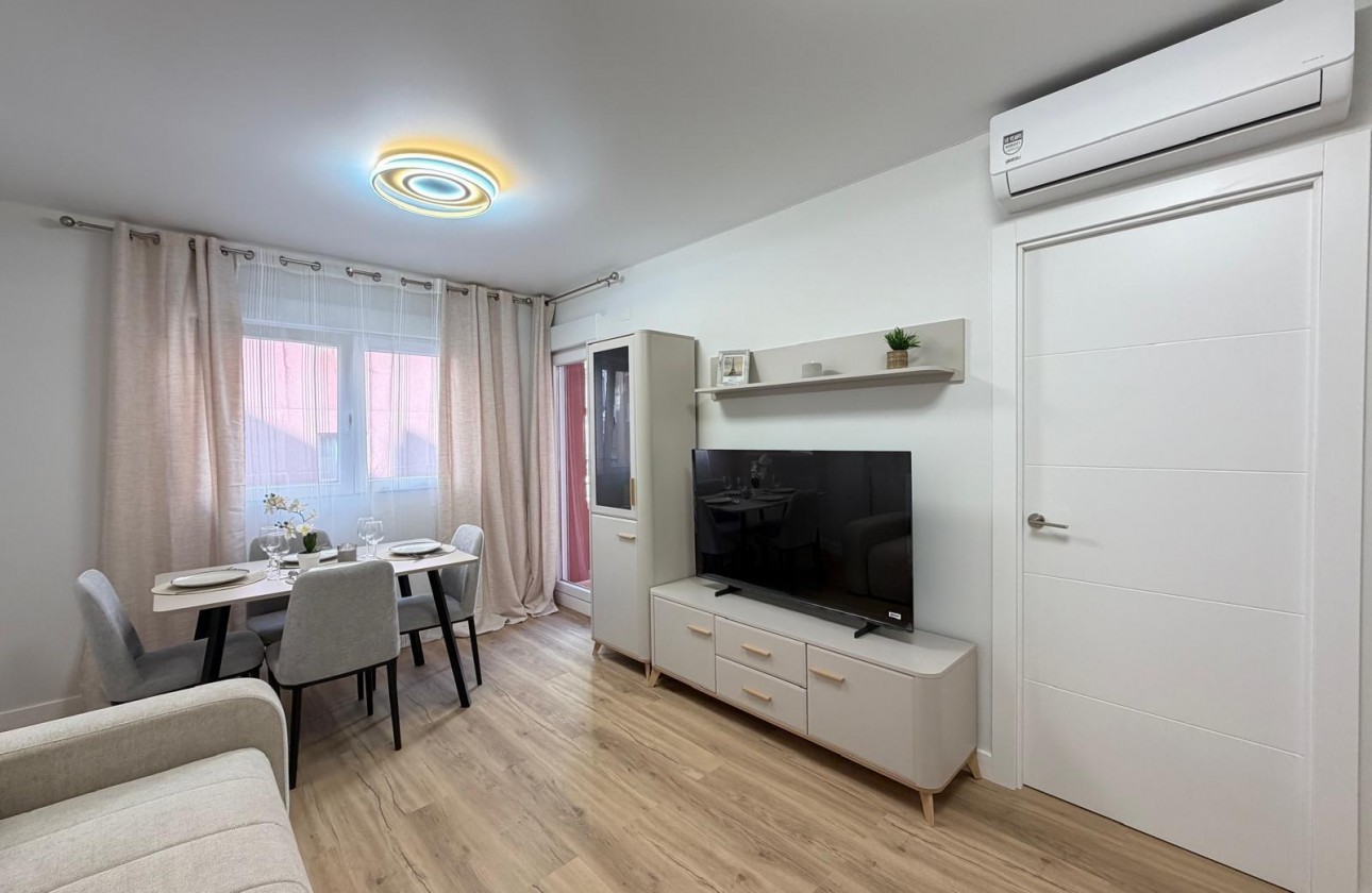 Revente - Appartement - Torrevieja - Centro