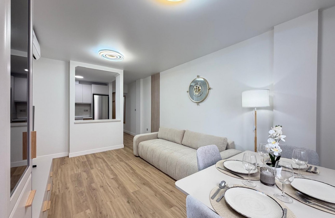 Revente - Appartement - Torrevieja - Centro