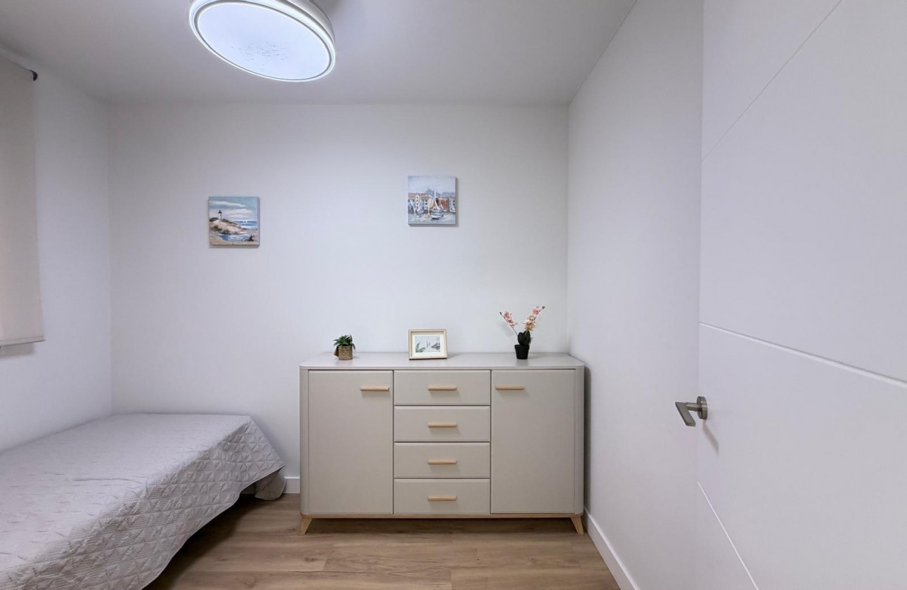 Revente - Appartement - Torrevieja - Centro