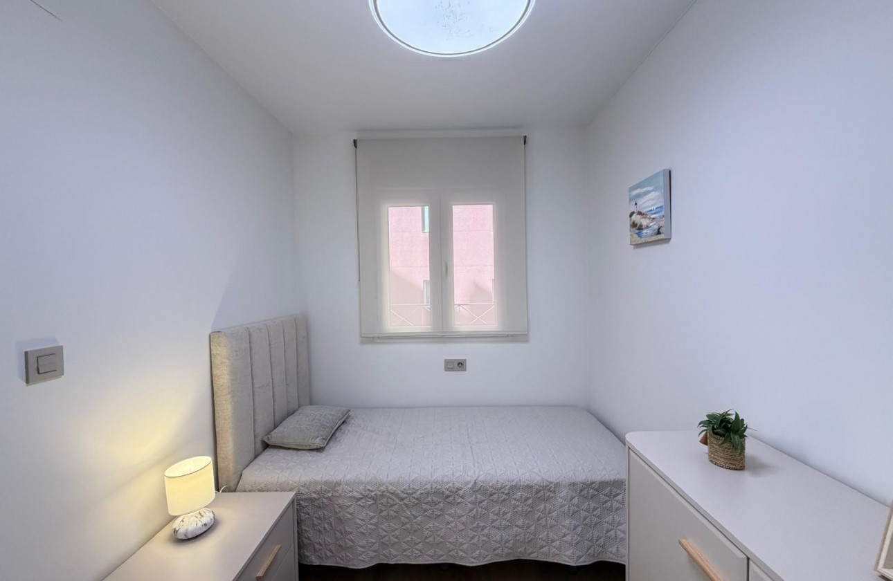 Revente - Appartement - Torrevieja - Centro
