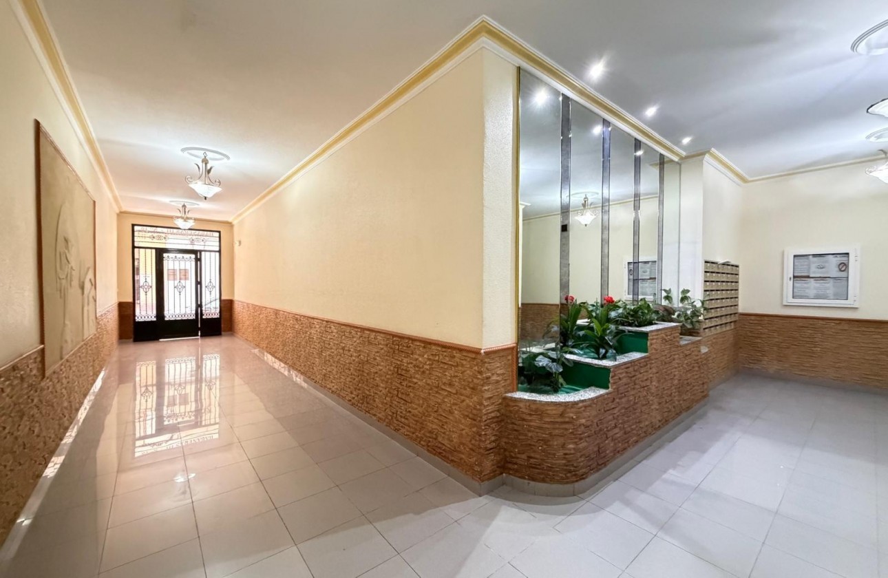 Revente - Appartement - Torrevieja - Playa del Cura