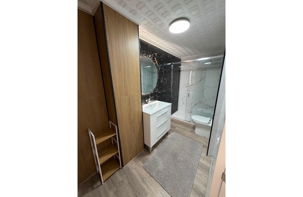 Revente - Appartement - Torrevieja - Centro