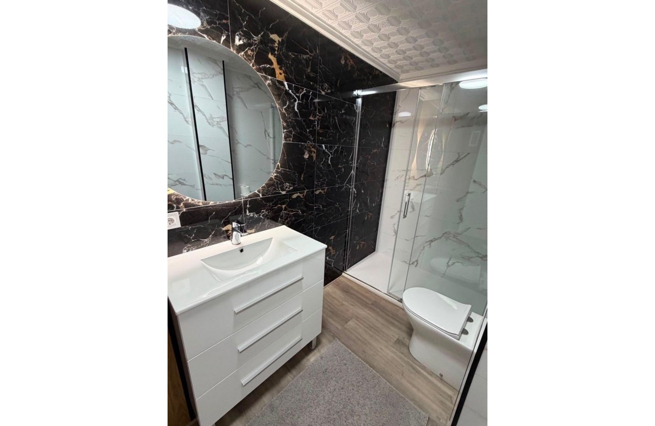 Revente - Appartement - Torrevieja - Centro