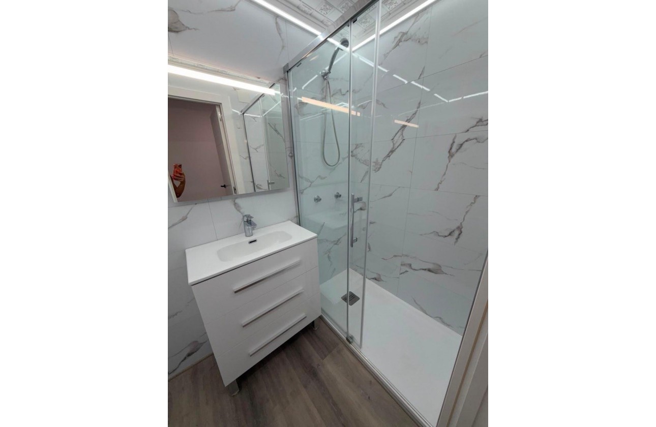 Revente - Appartement - Torrevieja - Centro