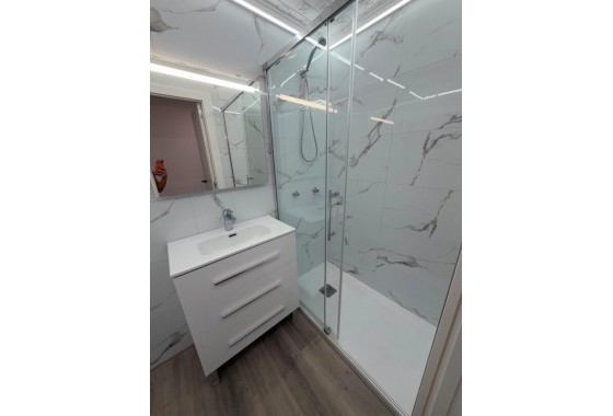 Revente - Appartement - Torrevieja - Centro