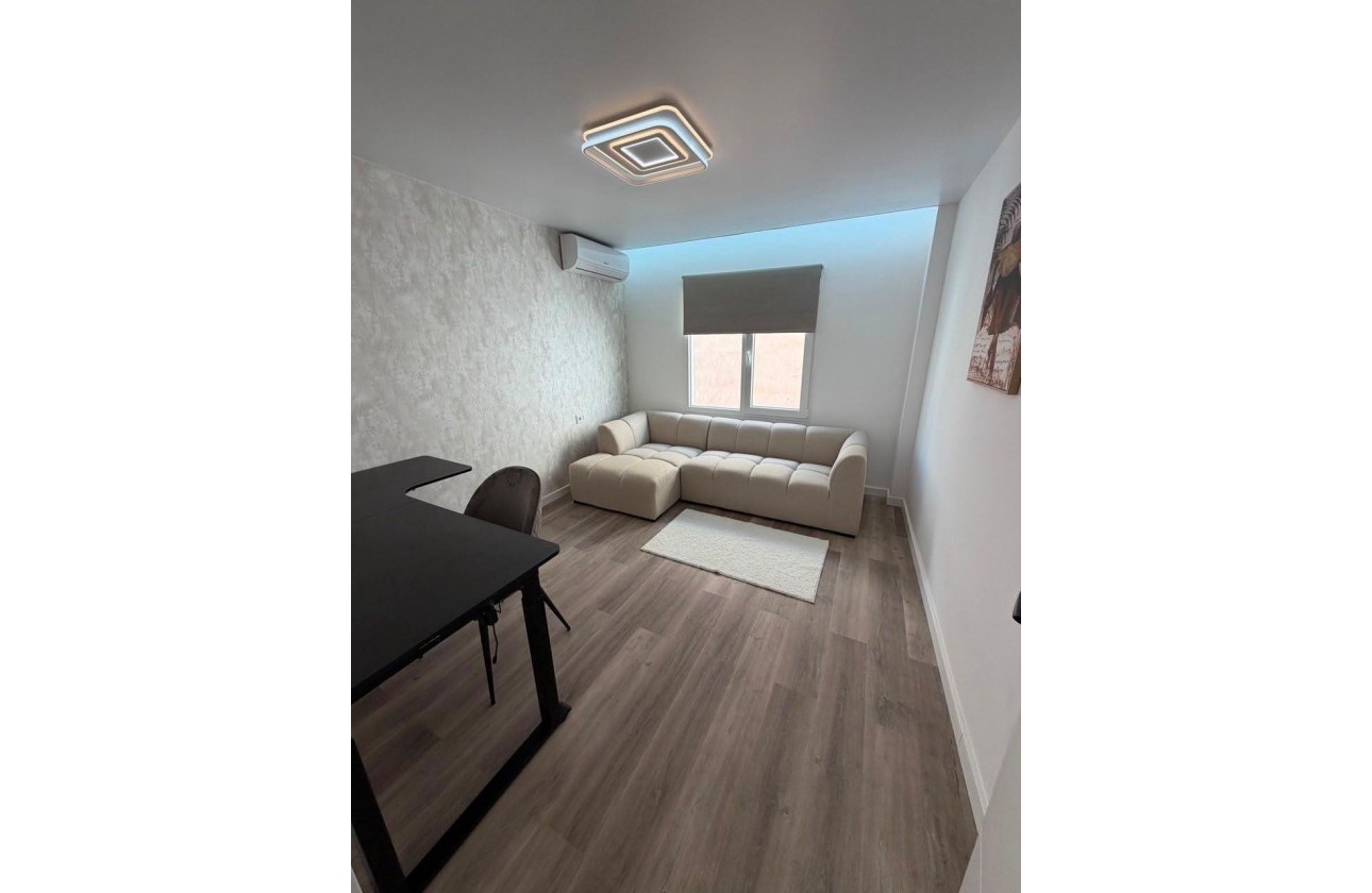 Revente - Appartement - Torrevieja - Centro