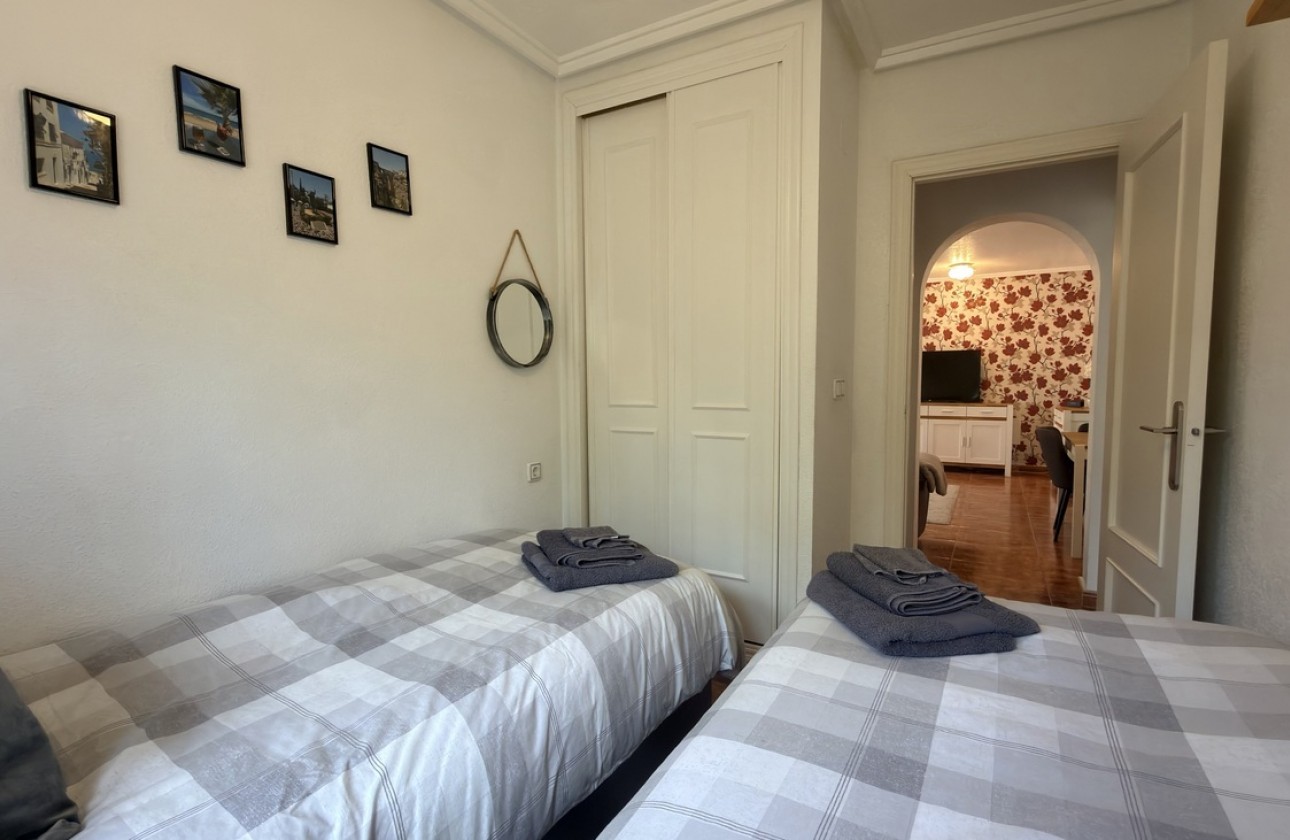 Resale - Semi Detached - Villamartin - Costa Blanca