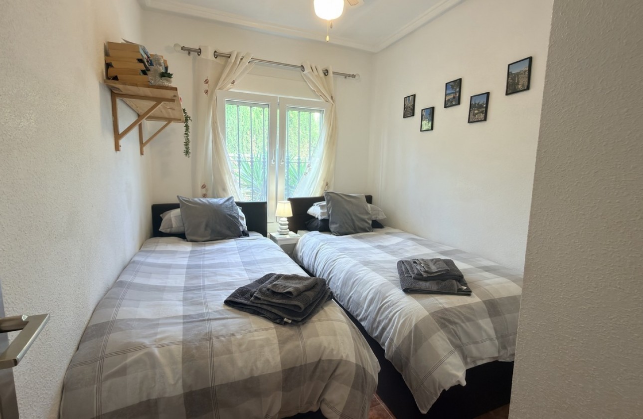 Resale - Semi Detached - Villamartin - Costa Blanca