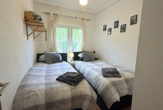 Resale - Semi Detached - Villamartin - Costa Blanca