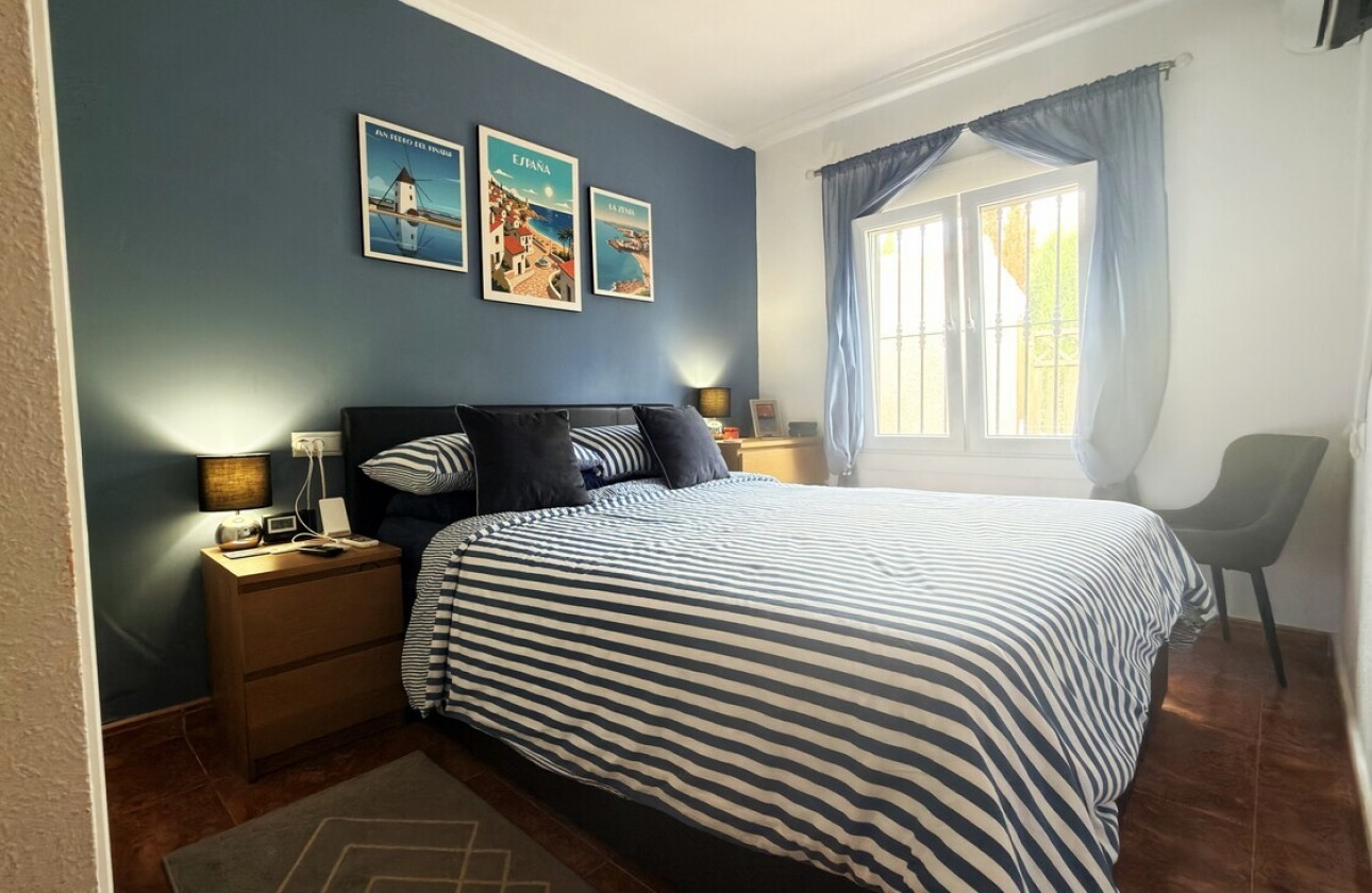 Resale - Semi Detached - Villamartin - Costa Blanca