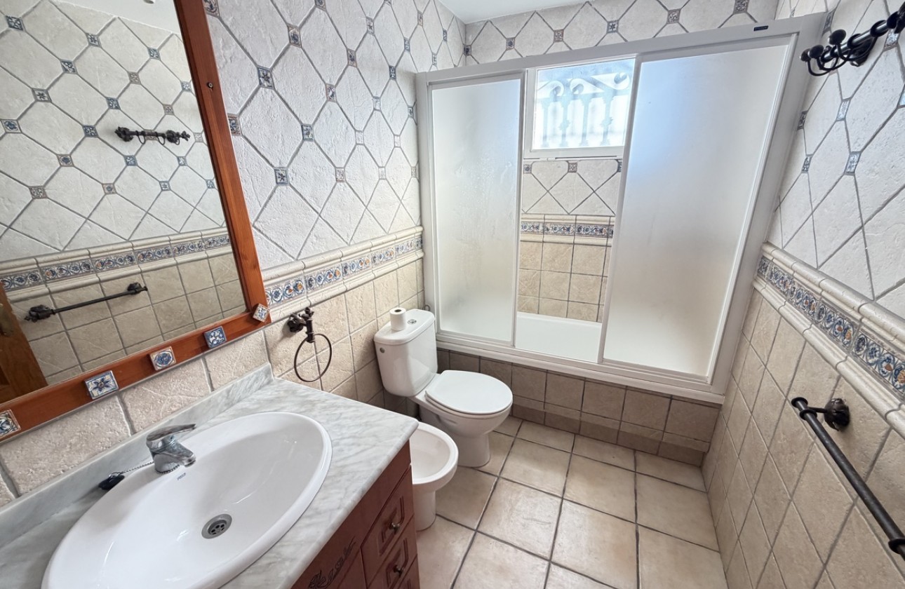 Resale - Quad - Los Balcones