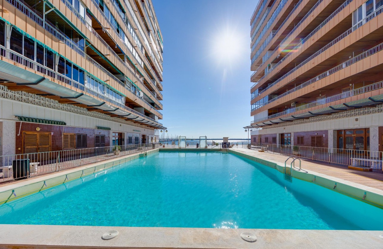 Reventa - Apartamento / piso - Torrevieja - Playa del Acequión