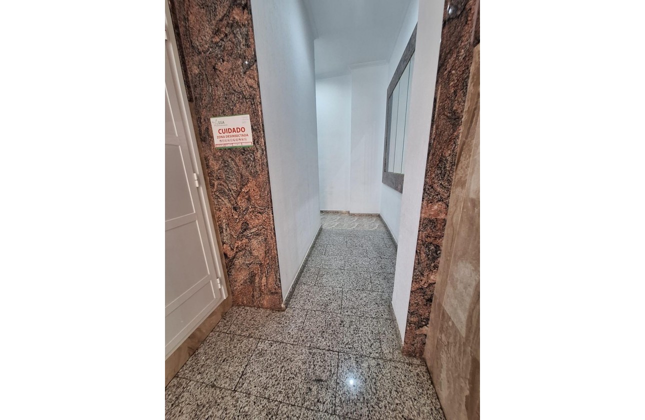 Reventa - Apartamento / piso - Torrevieja - Estacion de autobuses
