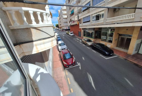 Reventa - Apartamento / piso - Torrevieja - Estacion de autobuses