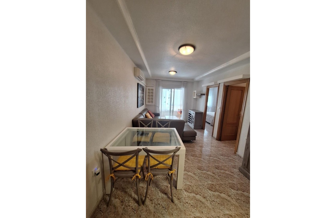 Reventa - Apartamento / piso - Torrevieja - Estacion de autobuses