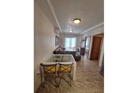 Reventa - Apartamento / piso - Torrevieja - Estacion de autobuses
