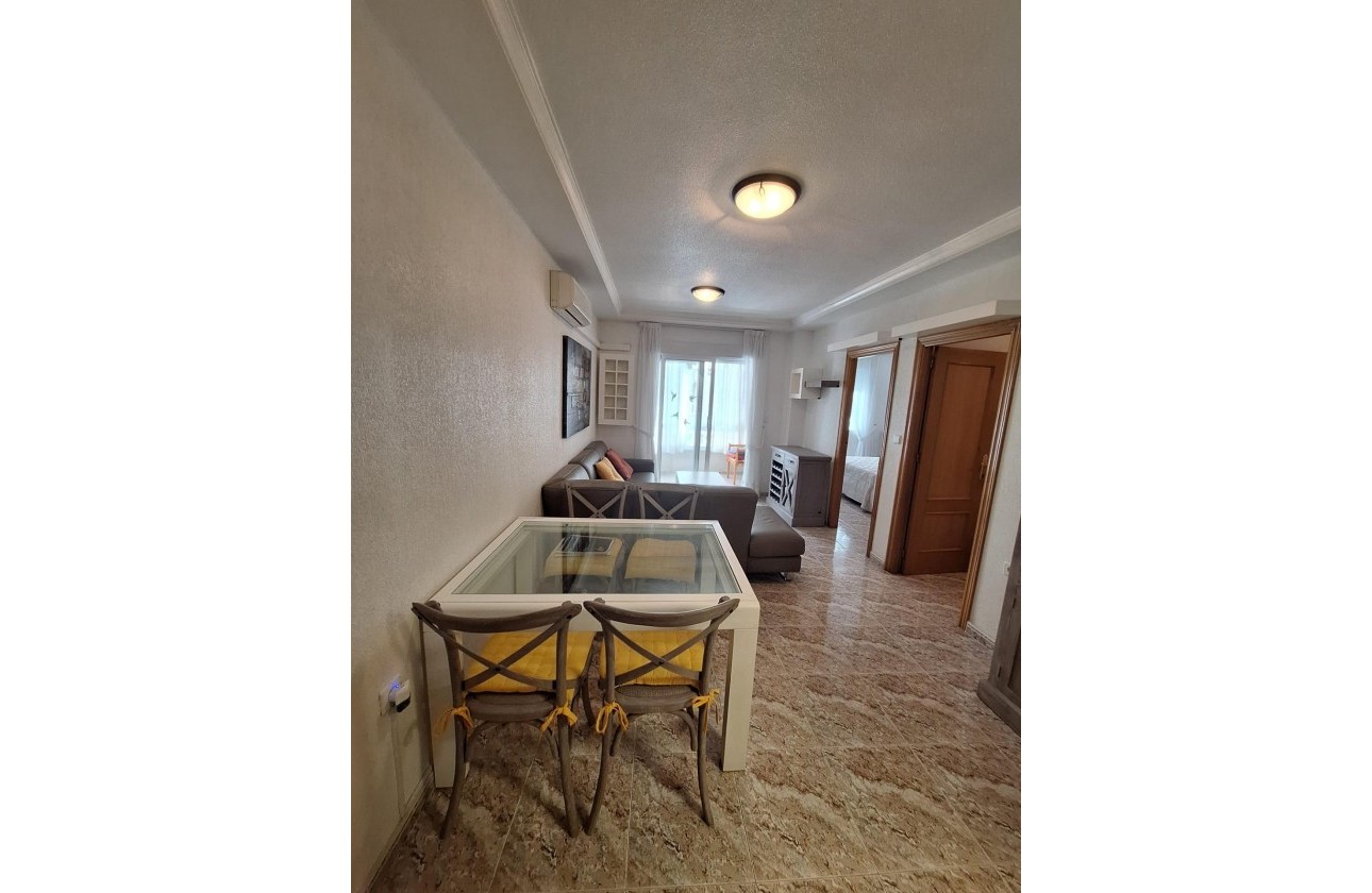 Reventa - Apartamento / piso - Torrevieja - Estacion de autobuses