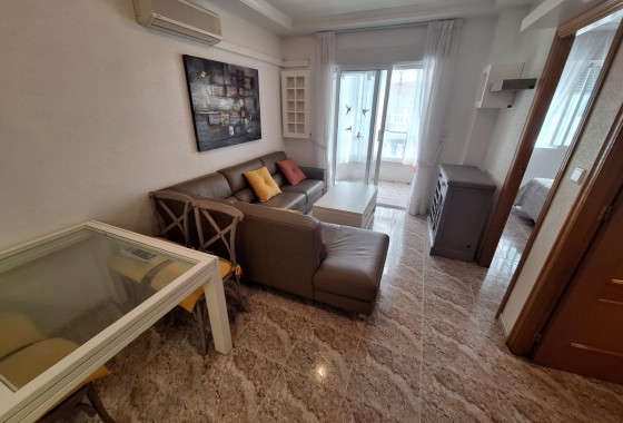 Reventa - Apartamento / piso - Torrevieja - Estacion de autobuses