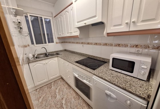 Reventa - Apartamento / piso - Torrevieja - Estacion de autobuses
