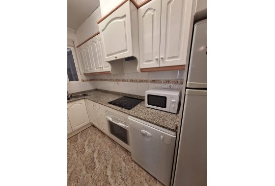 Reventa - Apartamento / piso - Torrevieja - Estacion de autobuses