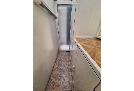Reventa - Apartamento / piso - Torrevieja - Estacion de autobuses