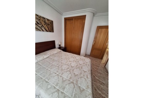 Reventa - Apartamento / piso - Torrevieja - Estacion de autobuses