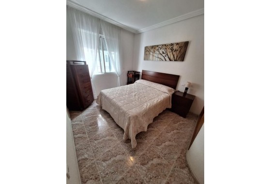 Reventa - Apartamento / piso - Torrevieja - Estacion de autobuses