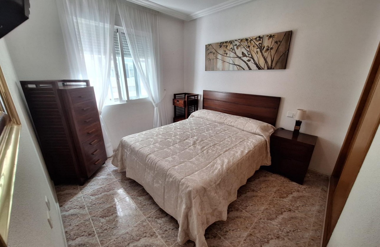Reventa - Apartamento / piso - Torrevieja - Estacion de autobuses