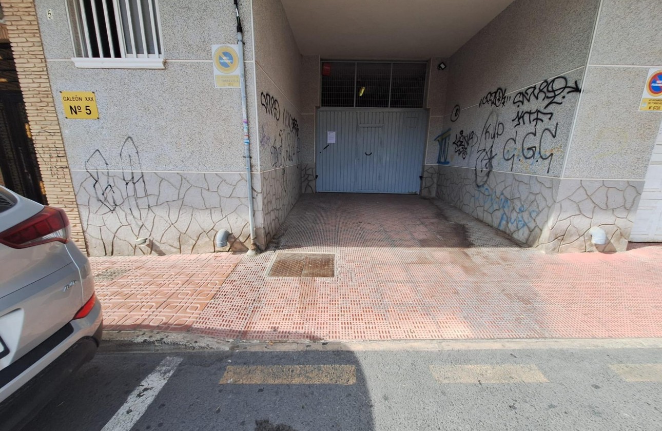 Reventa - Apartamento / piso - Torrevieja - Estacion de autobuses