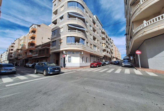 Reventa - Apartamento / piso - Torrevieja - Estacion de autobuses