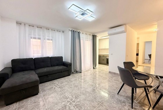 Reventa - Apartamento / piso - Torrevieja - Playa del Cura