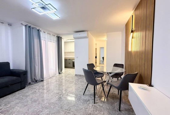 Reventa - Apartamento / piso - Torrevieja - Playa del Cura