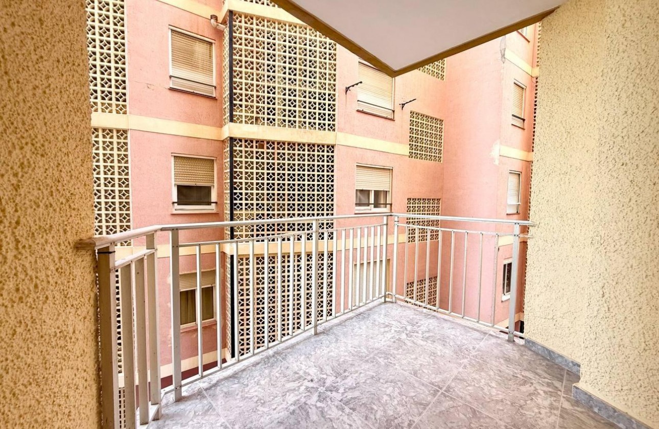 Reventa - Apartamento / piso - Torrevieja - Playa del Cura