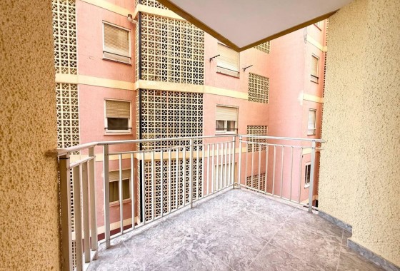 Reventa - Apartamento / piso - Torrevieja - Playa del Cura
