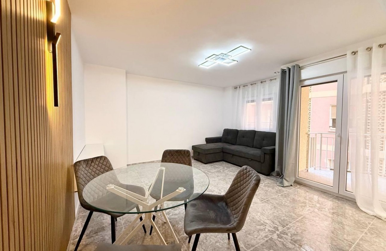 Reventa - Apartamento / piso - Torrevieja - Playa del Cura